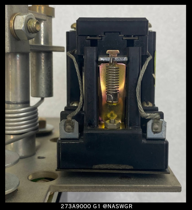 General Electric VB PowerVac Breaker SB-12 Auxiliary Switch/ Y Relay PN: 273A9000 G1
