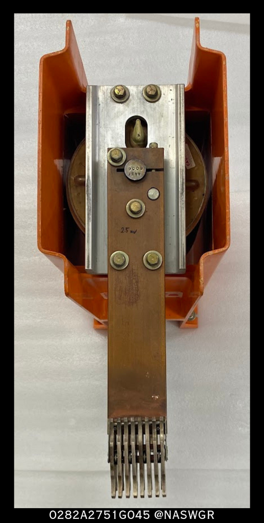 General Electric 0282A2751G045 Pole Base Assemblies - 1200A/78KA