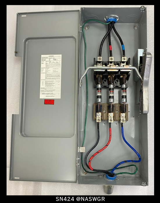Siemens SN424 Enclosed Type 1 Switch ~ 200 Amp