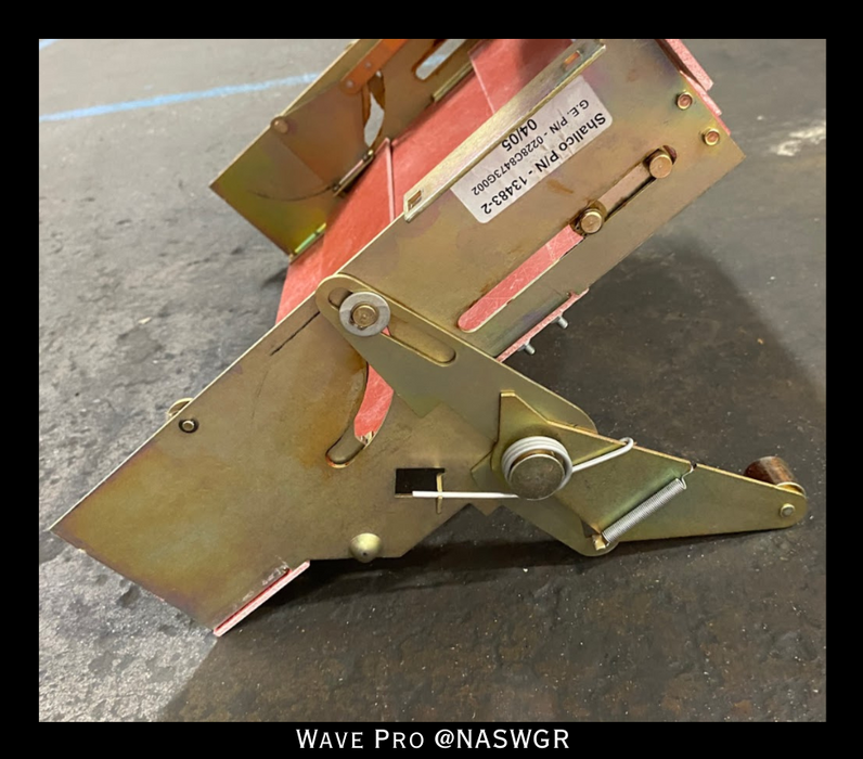 GE WavePro 0228C8473G002 / 13483-2 Shutter Assembly 800/1600A