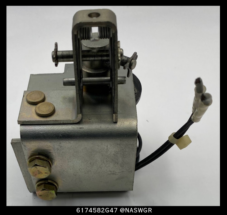 General Electric VB PowerVac Breaker Shunt Trip Assembly PN: 6174582G47