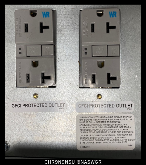 Eaton CHR9N9NSU Power Outlet Panel - 125A - Unused