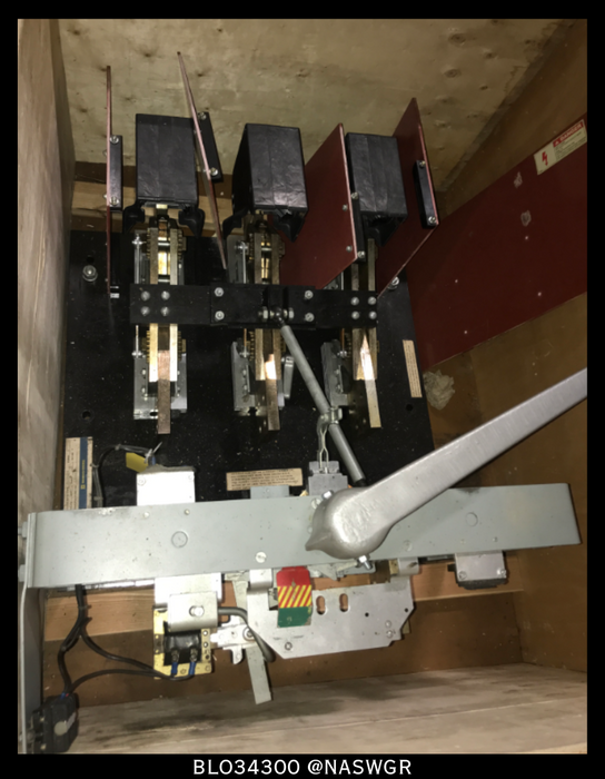 Square D BLO34300 Switch 3000A w/ 120v Shunt Trip