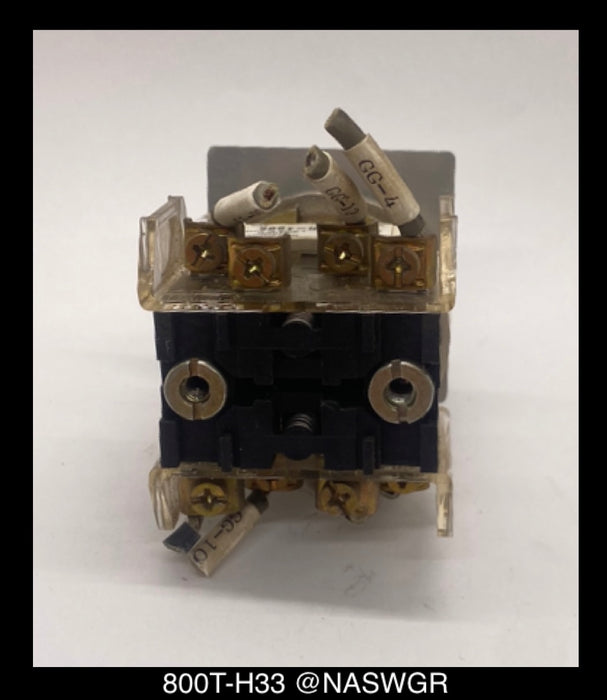 Cutler Hammer 800T-H33 Off/On Lock
