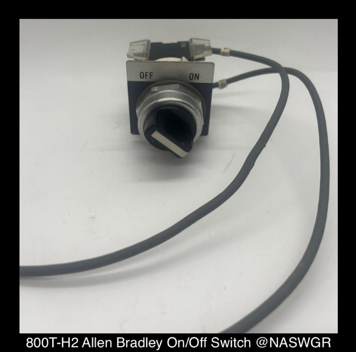 Allen Bradley 800T-H2 On/Off Switch