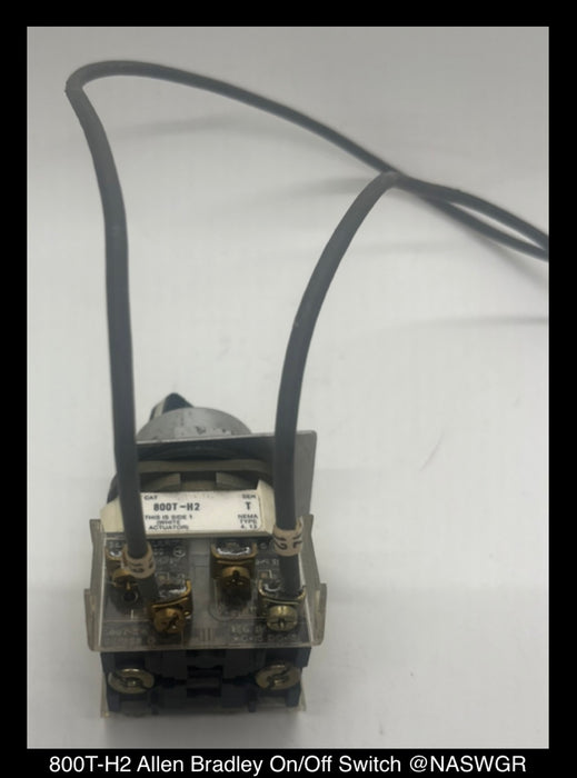Allen Bradley 800T-H2 On/Off Switch