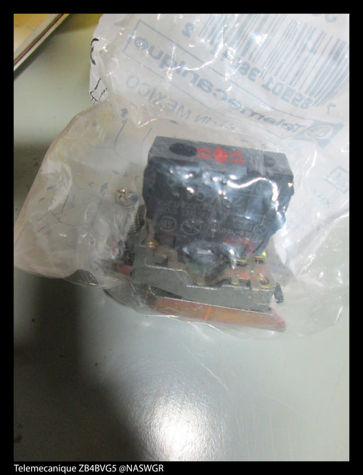 Telemecanique ZB4BVG5 Contact Block