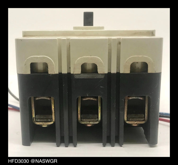 Westinghouse HFD3030 Molded Case Circuit Breaker w/ Aux&Al/Lo Switch - 30 Amp