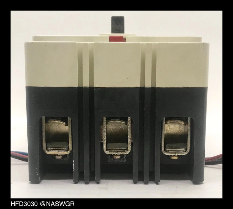 Westinghouse HFD3030 Molded Case Circuit Breaker w/ Aux&Al/Lo Switch - 30 Amp