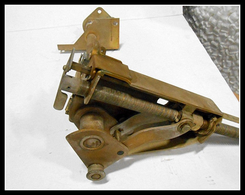 ITE 5HK250 Racking Mechanism