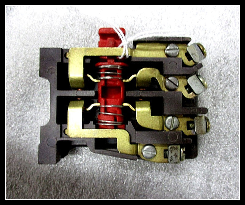 Siemens Allis 14-226-593-009 Pole Assembly
