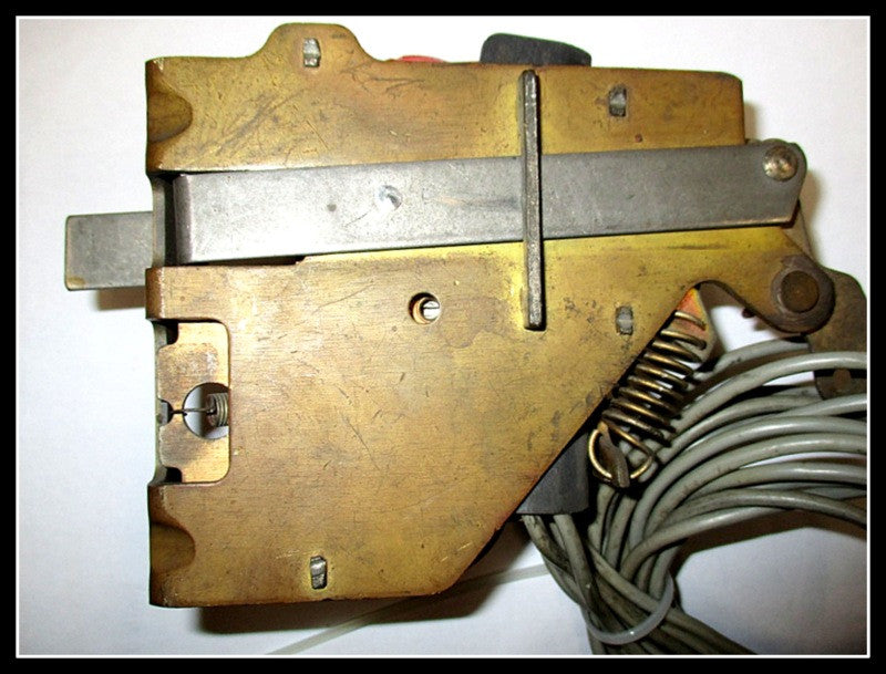 ITE/ABB 709724-T01 / 708873-K1 Open Fuse Lockout/Anti-Single Phase Device Assembly