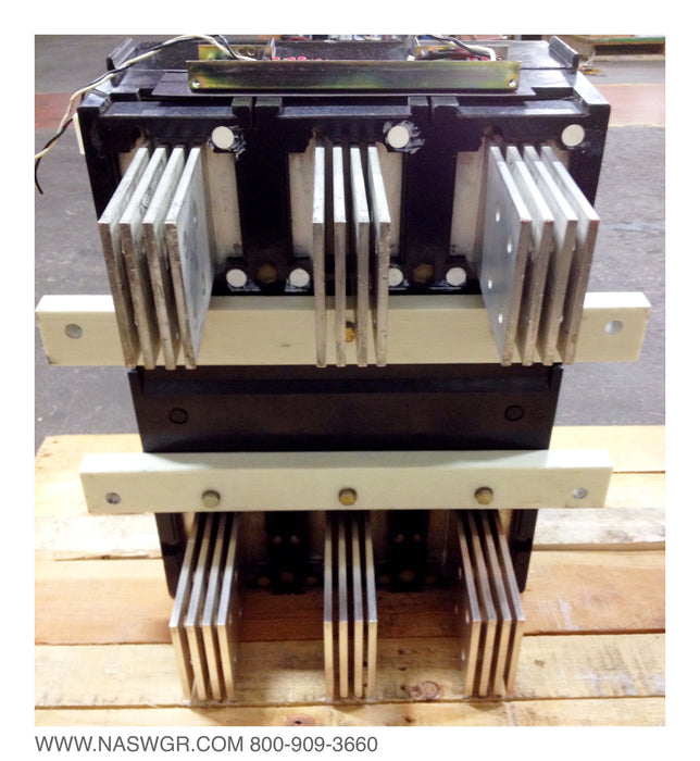 GE PowerBreak THP3030SSZ Circuit Breaker (M/O,B/I) - 3000 Amp