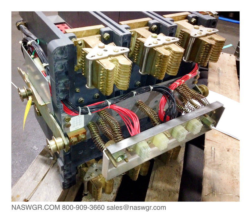 Westinghouse SPB-100 Circuit Breaker (E/O,D/O) - 2000 Amp