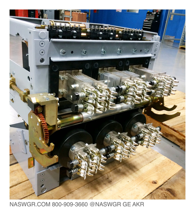General Electric AKR-7D-75 Circuit Breaker (E/O,D/O) - 3200 Amp