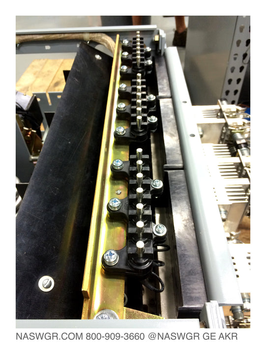 General Electric AKR-7D-75 Circuit Breaker (E/O,D/O) - 3200 Amp