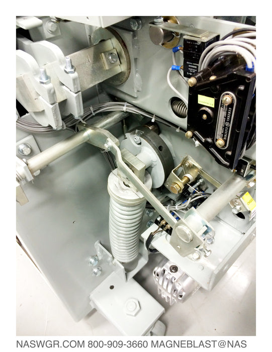 GE Magneblast AM13.8-500-7H Circuit Breaker (E/O,D/O) - 1200 Amp