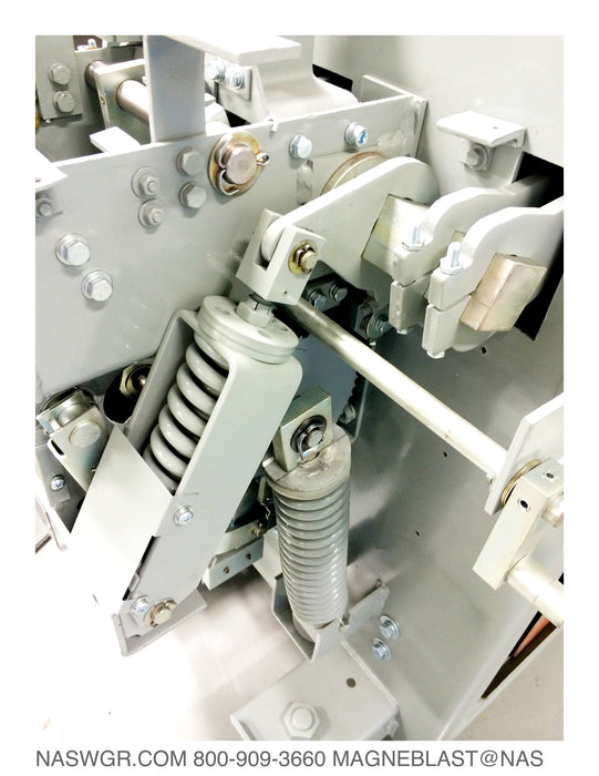 GE Magneblast AM13.8-500-7H Circuit Breaker (E/O,D/O) - 1200 Amp