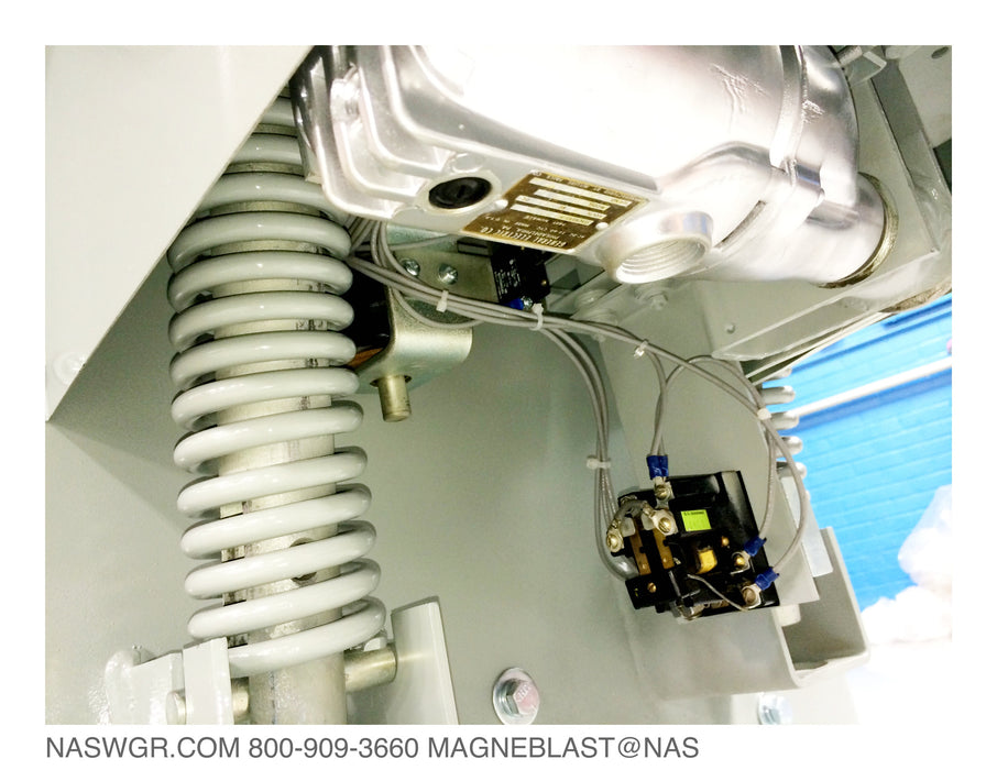 GE Magneblast AM13.8-500-7H Circuit Breaker (E/O,D/O) - 1200 Amp