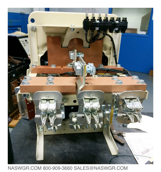 General Electric AKU-2A-25 Circuit Breaker (M/E/O,D/O) - 600 Amp