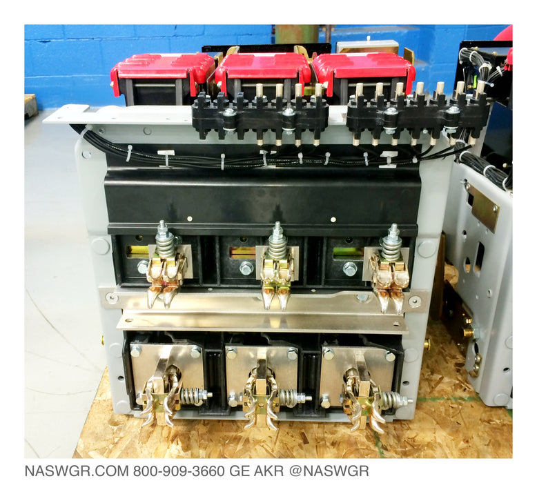 General Electric AKR-7D-30H Circuit Breaker (M/O,D/O) - 800 Amp