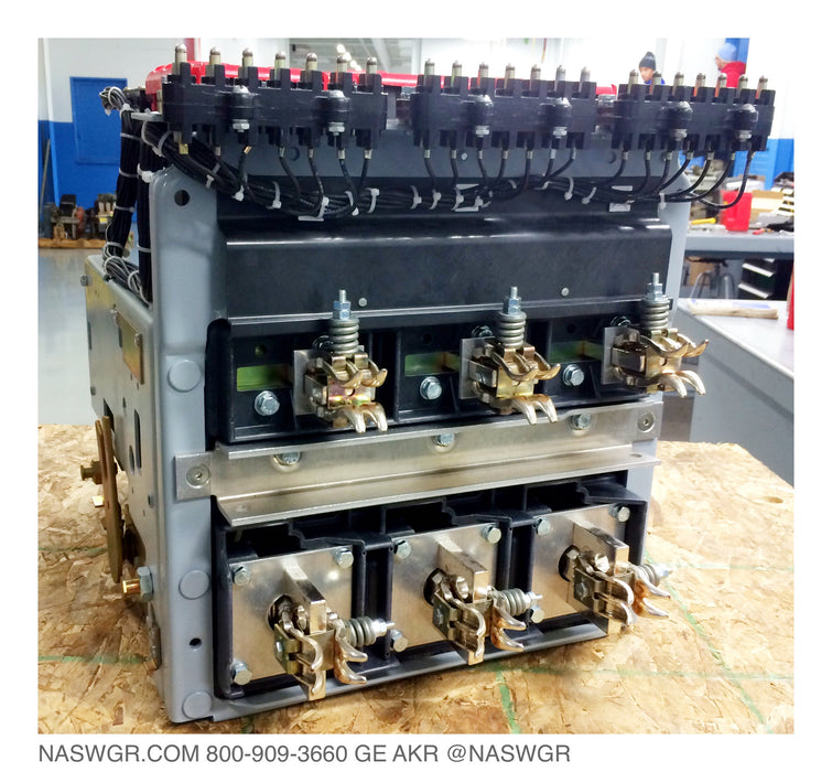 General Electric AKR-7D-30H Circuit Breaker (E/O,D/O) - 800 Amp