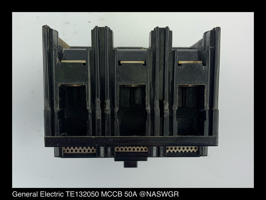 General Electric TE132050 Molded Case Circuit Breaker ~ 50A