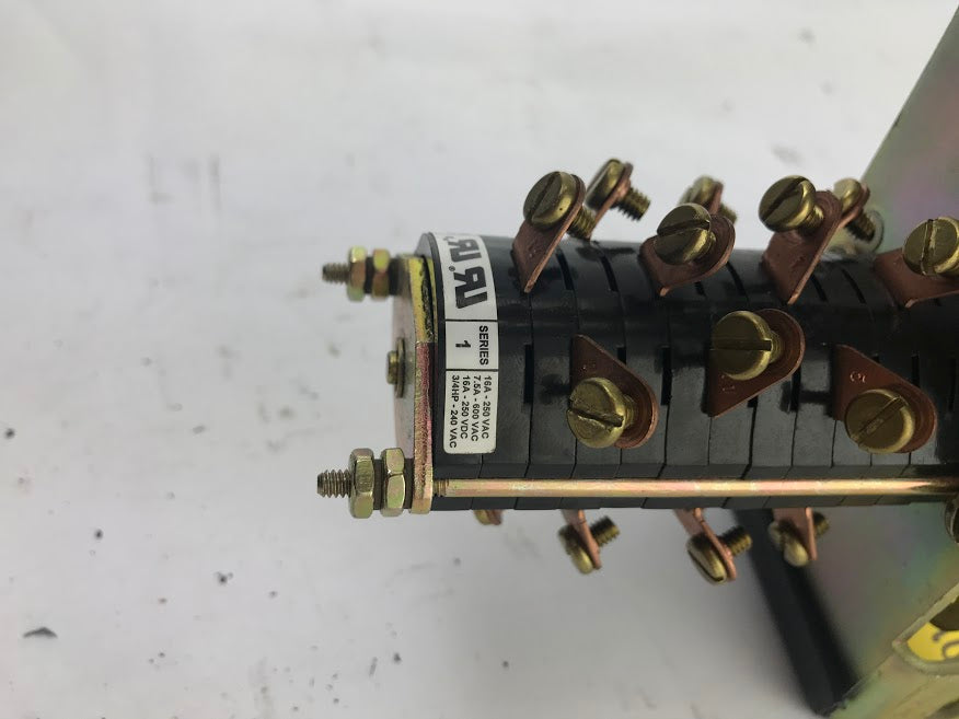 102110LD - General Electric - MOC Switch Assembly