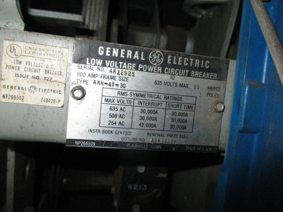 General Electric AKR-4B-30 Circuit Breaker (M/O,D/O) - 800 Amp