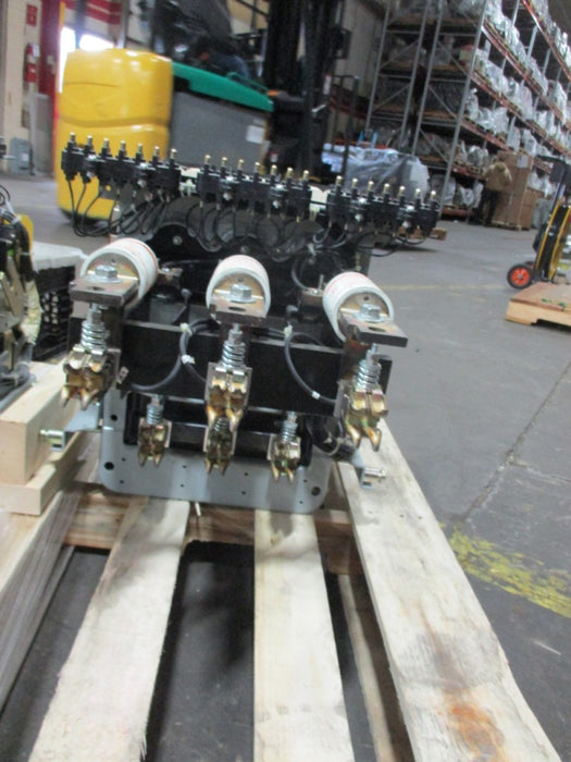 AKRU-6D-30S General Electric Fused Low Voltage Power Circuit Breaker