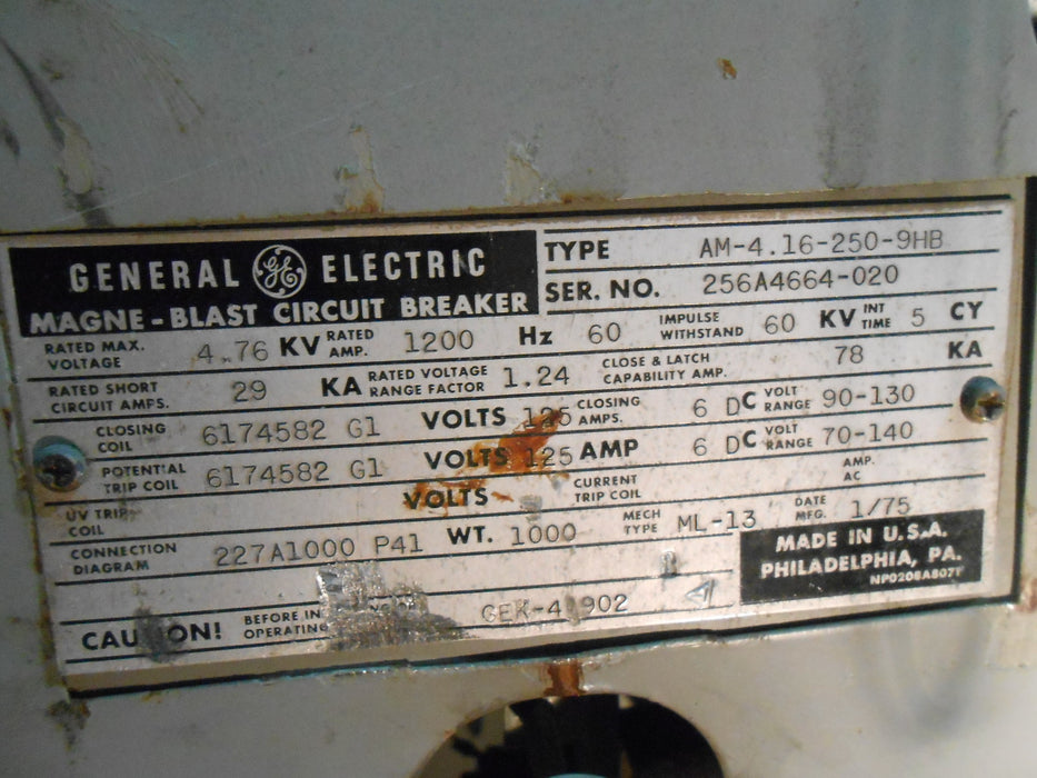 AM4.16-250-9H  General Electric Magne-blast Circuit Breaker