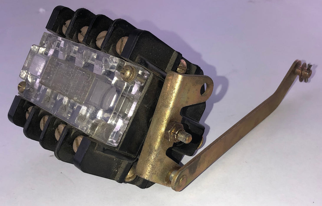 700034-K1 ~ ITE 70034-K1 Auxiliary Switch Assembly