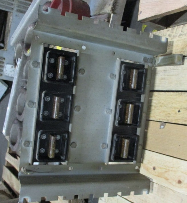 Westinghouse 1615701 Molded Base ~ 1615590 Contact Stab