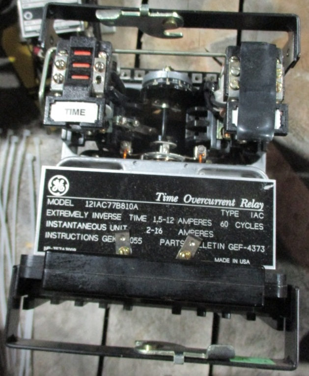 General Electric 12IAC77B810A Relay