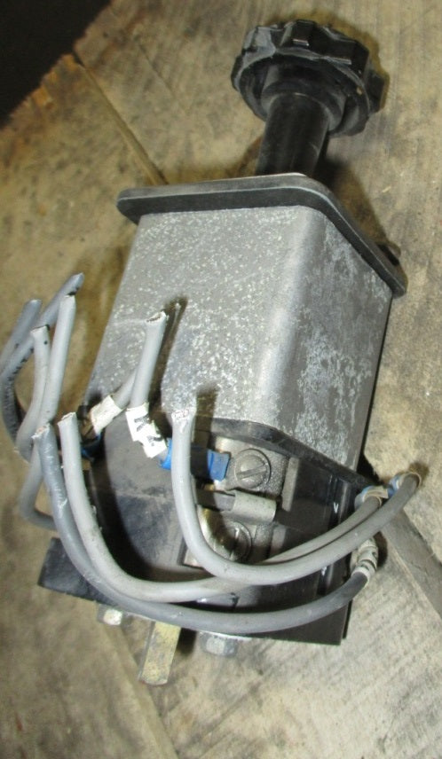 General Electric 10AA004 Switch