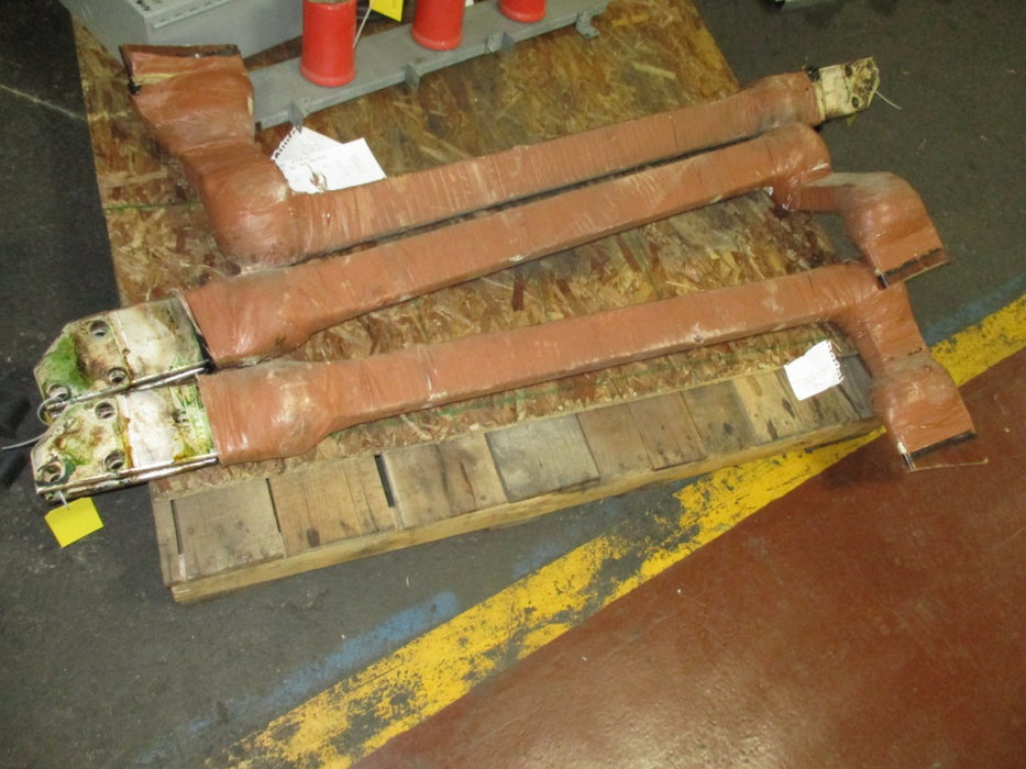 General Electric AM13.8 Run Back Bus 2000 amp