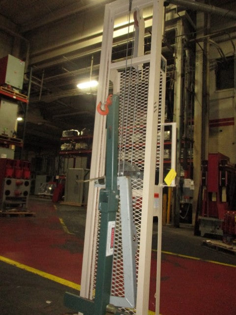 GW-2006 - Westinghouse - 50VCP-W Breaker Lifting Truck