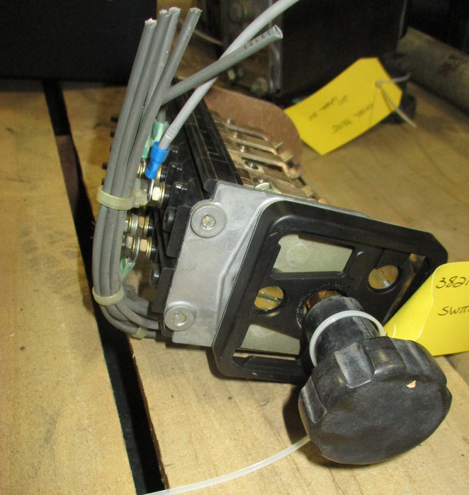 14-145-456-501 - Allis Chalmers - Ammeter Off 210 Control Switch