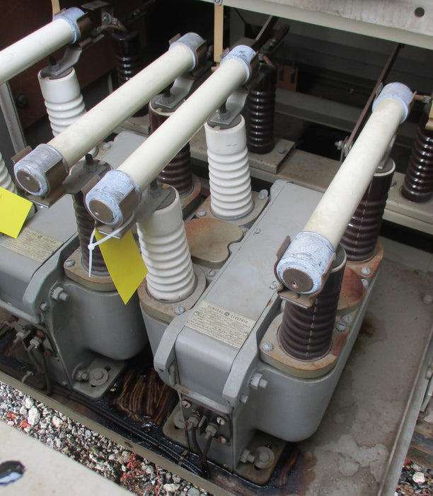 93X883 - General Electric JE-42 Potential Trasformer