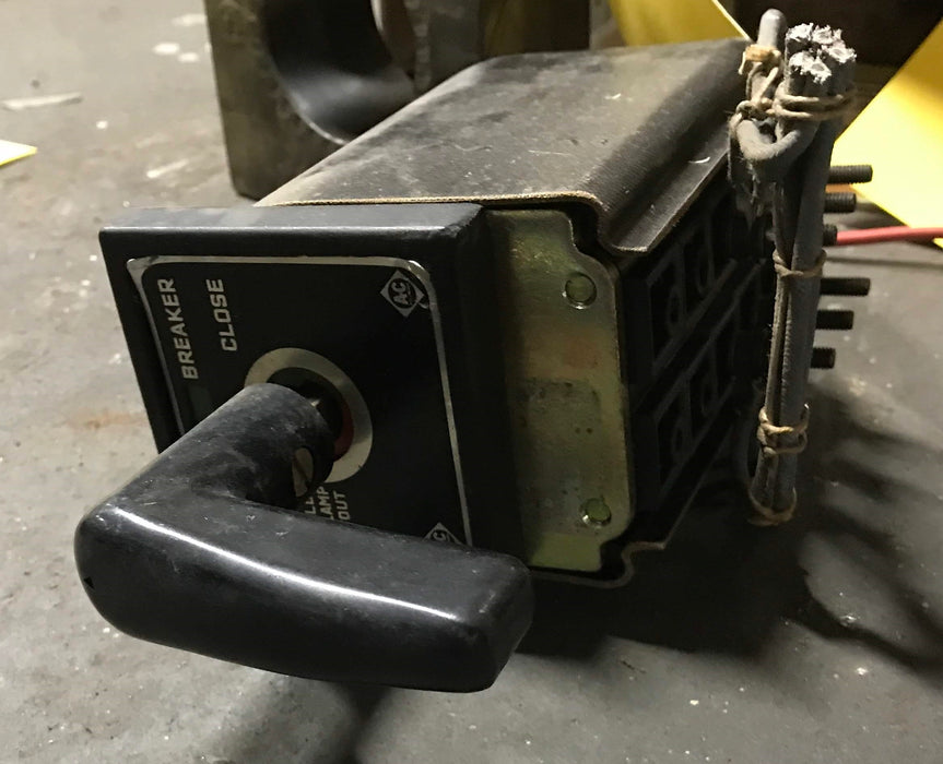 14-137-631-501 Circuit Breaker Switch
